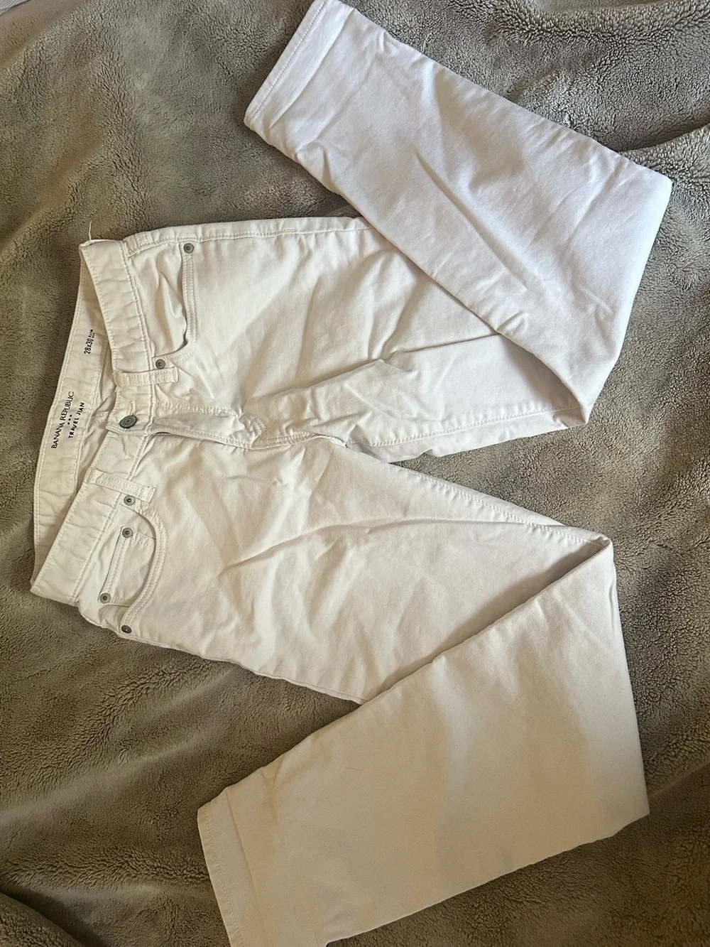 Banana Republic men’s travel jean